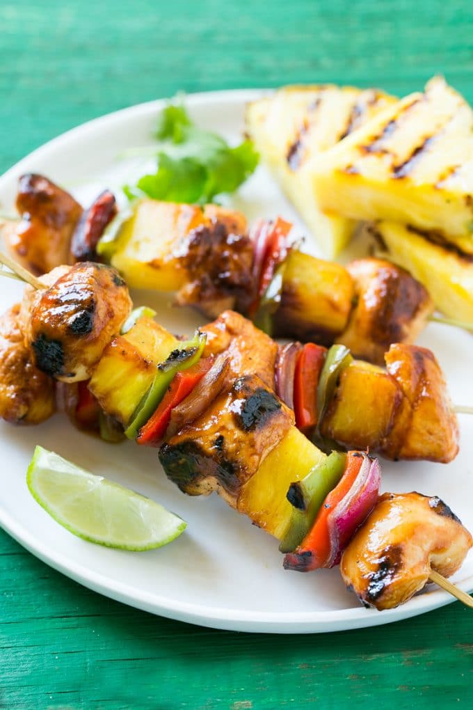 Hawaiian Chicken Kabobs Recipe | Hawaiian Chicken Kabobs | Chicken Pineapple Kabobs #pineapple #chicken #grilling #dinner #jonep Sweet and savory chicken skewers with pineapple and vegetables.
