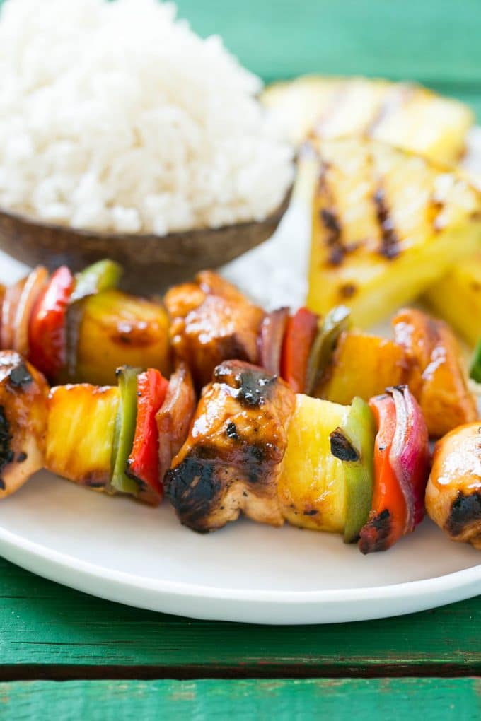 Hawaiian Chicken Kabobs Recipe | Hawaiian Chicken Kabobs | Chicken Pineapple Kabobs #pineapple #chicken #grilling #dinner #jonep Hawaiian chicken kabobs served with coconut rice.