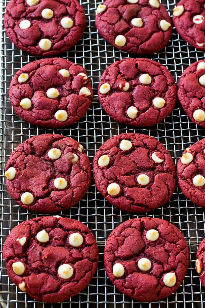 Baked cookies on a wire cooling rack.