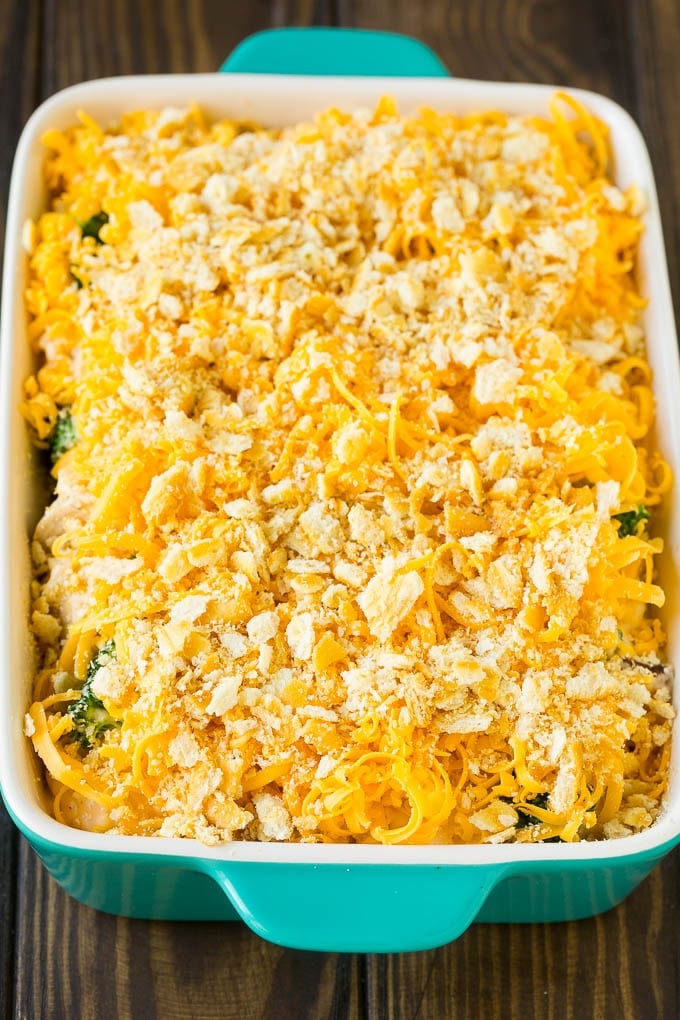 Chicken Casserole Recipe | Chicken and Rice Casserole | Chicken and Broccoli Casserole #casserole #chicken #rice #broccoli #cheese #dinner #jonep Chicken casserole topped with crushed crackers and cheddar cheese.