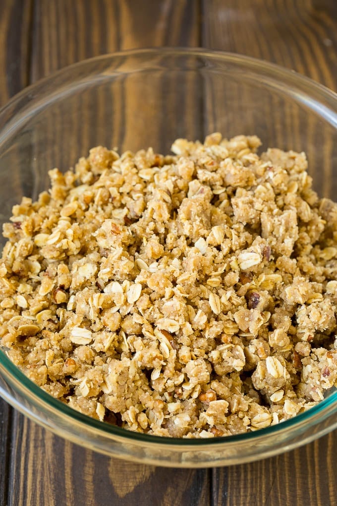 Baked Apples | Stuffed Apples #apples #fall #dessert #sweettooth #jonep Brown sugar and oatmeal crumble in a bowl.