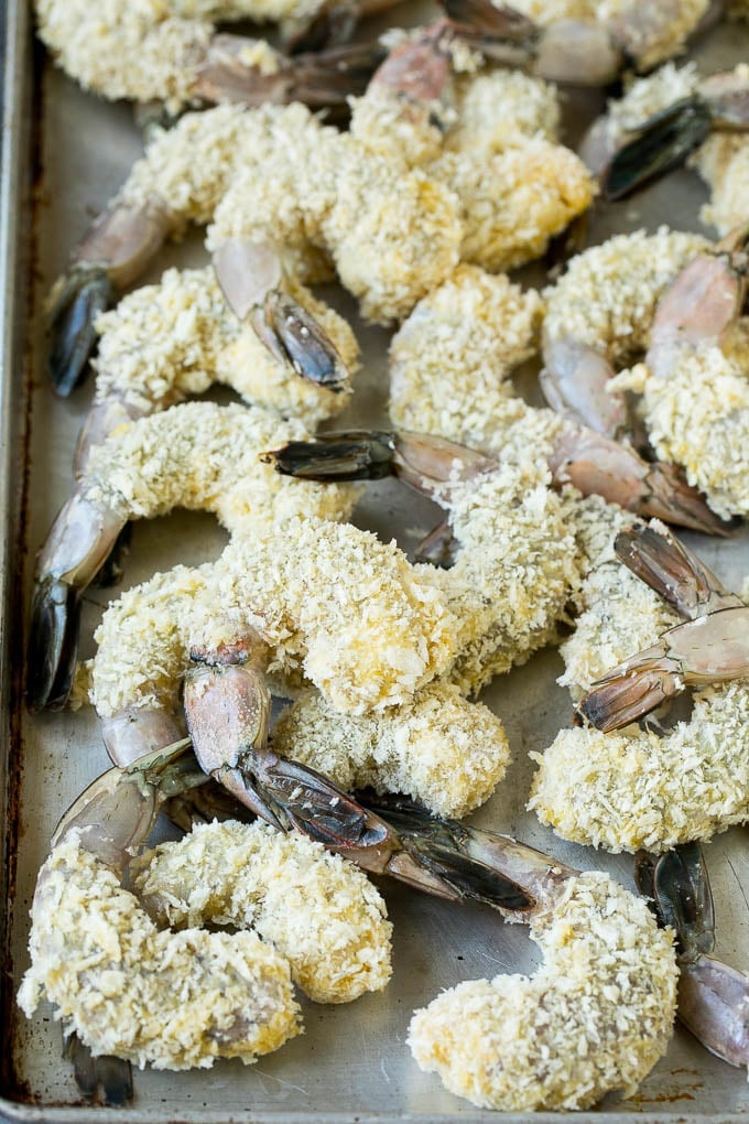 Fried Shrimp Recipe #shrimp #seafood #dinner #appetizer #jonep Shrimp coated in panko breadcrumbs.