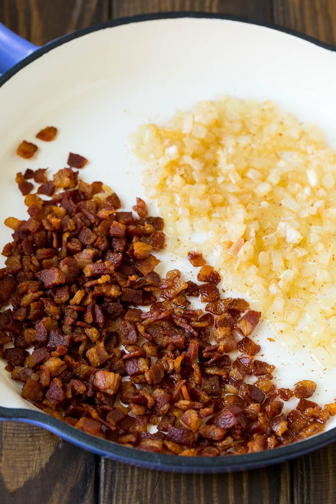 Green Beans with Bacon Recipe | Bacon Green Beans #bacon #greenbeans #sidedish #thanksgiving #veggies #dinner #jonep Cooked bacon and sauteed onions in a skillet.