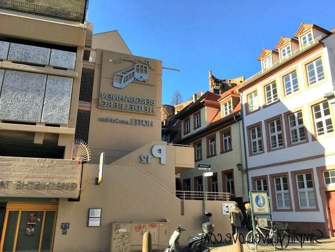 Heidelberg, Duitsland is 'n besoek werd op jou Europese vakansie! 12 Bergbahn Heidelberg by Kornmarkt