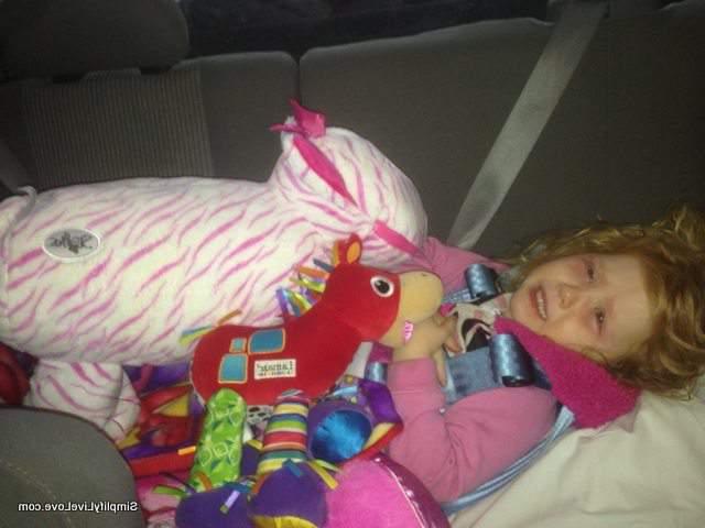how to safely transport a toddler in the car in a reclining spica cast
