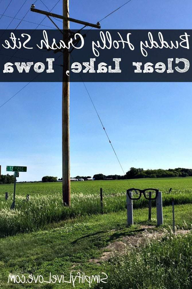 Toer na Buddy Holly se ongeluksterrein en meer in Clear Lake, Iowa 3 Nostalgiese musiek elemente wat na die 50's verwys.