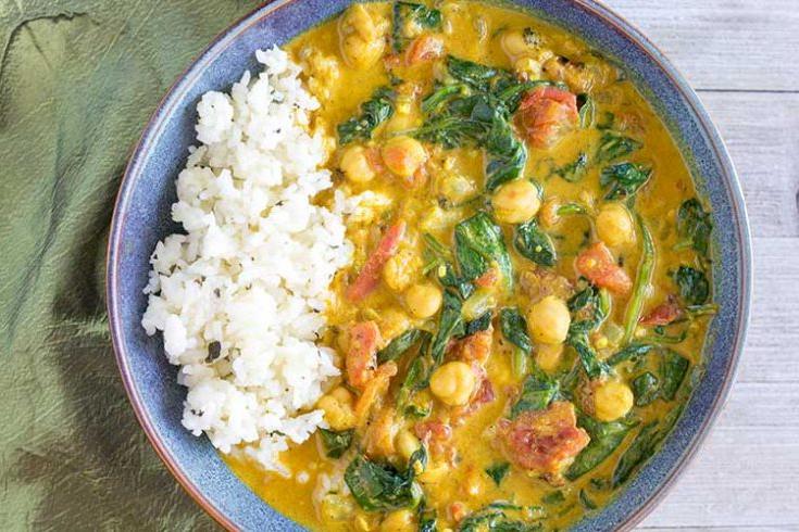 Instant Pot Kikkererwte Kerrie met Spinasie en Tamaties
