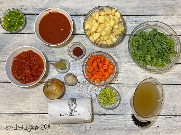 Bestanddele vir hamburger sop