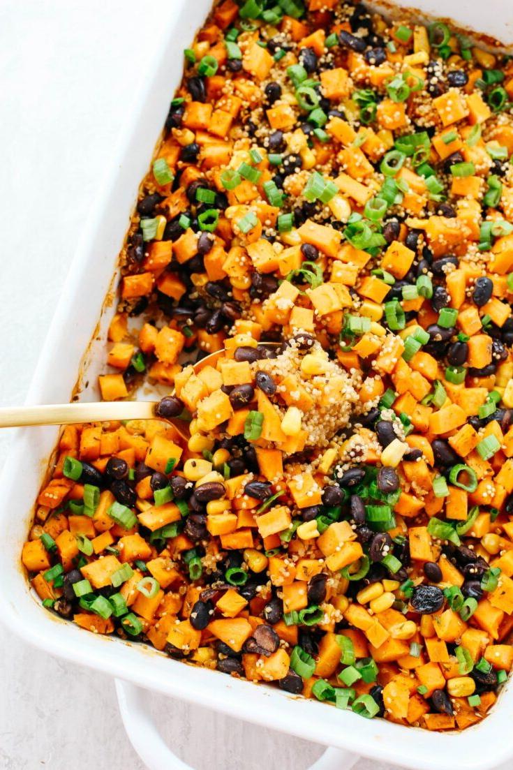 Gebackte soetpatats en swartbone quinoa-oondbak.