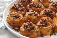 Effortless Gooey Puff Pastry Buns