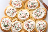 Festive Cinnamon Swirl Tree
