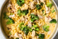 Creamy Chicken Broccoli Macaroni Bake