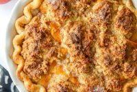 Luscious Peach Cobbler Pie