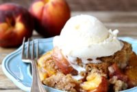 Effortless Slow Cooker Peach Cobbler