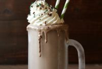 Decadent Creme de Menthe Mudslide Shakes