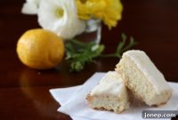 Zesty Lemon Sugar Cookie Bars
