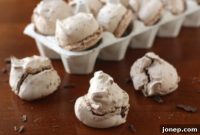 Chewy Chocolate Kisses
