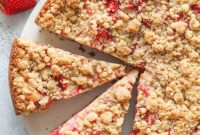 Strawberry Rhubarb Crumb Cake