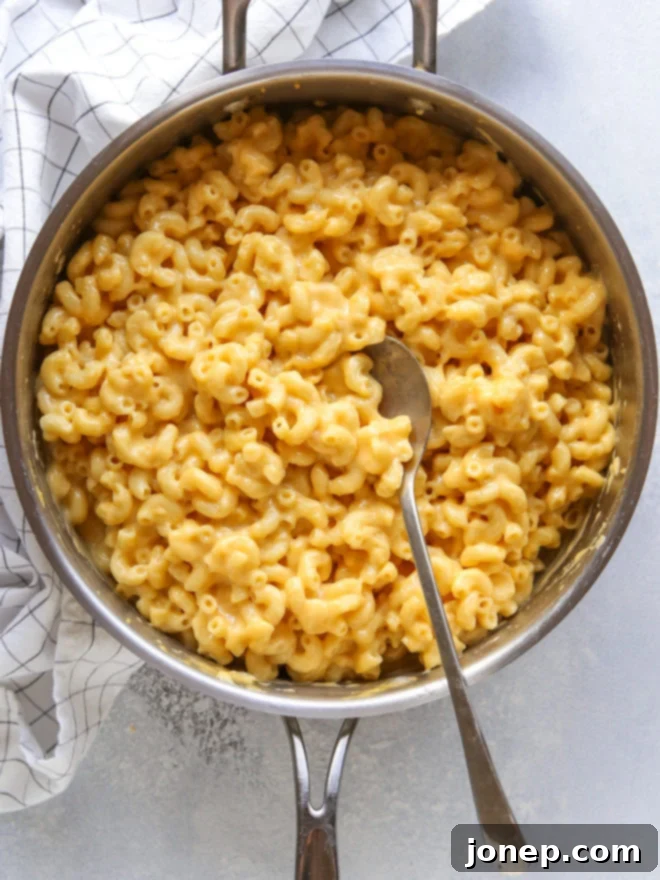 Delicious 15-minute stovetop mac and cheese, easy to make and better than a box