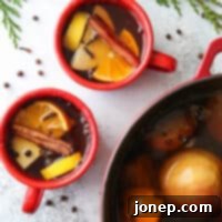 Boozy hot wassail made the traditional way!