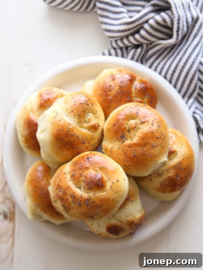 Challah Rolls | completelydelicious.com