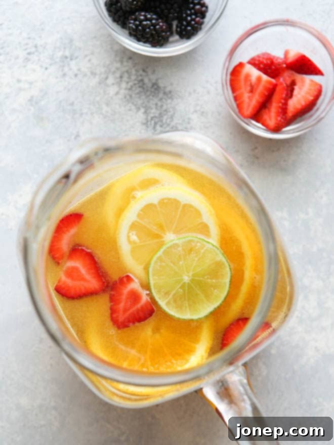 White summer sangria