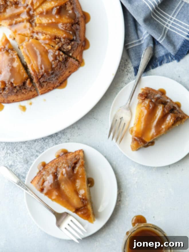 Sticky Caramel Apple Crown Cake 2 overhead view of caramel apple upside down cake on plates