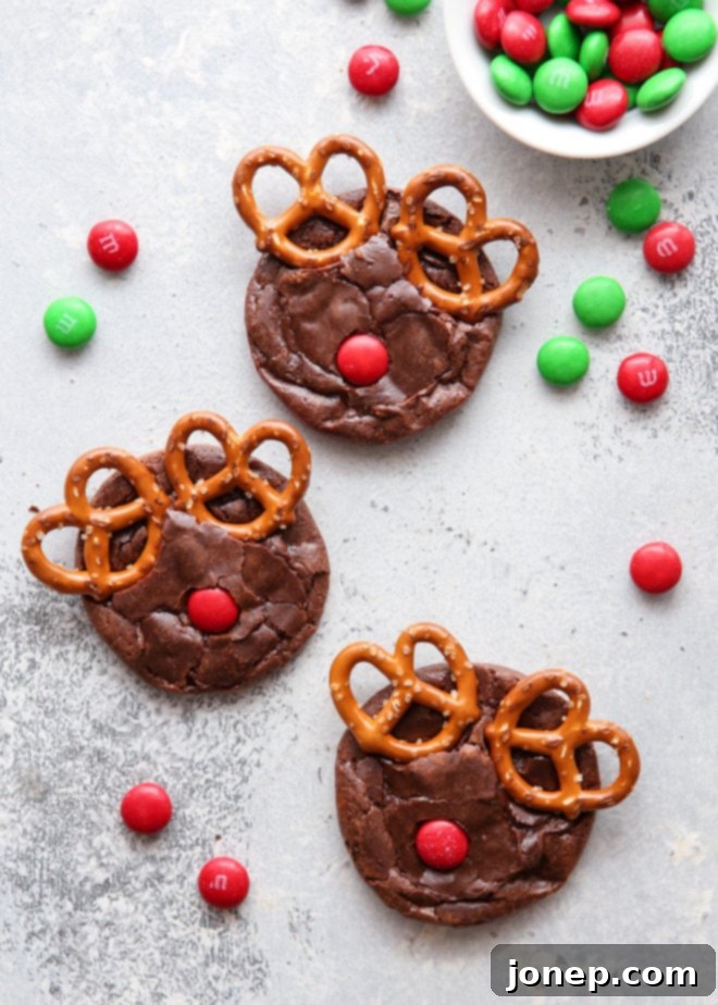 Make these fun rudolf brownie cookies this holiday season!
