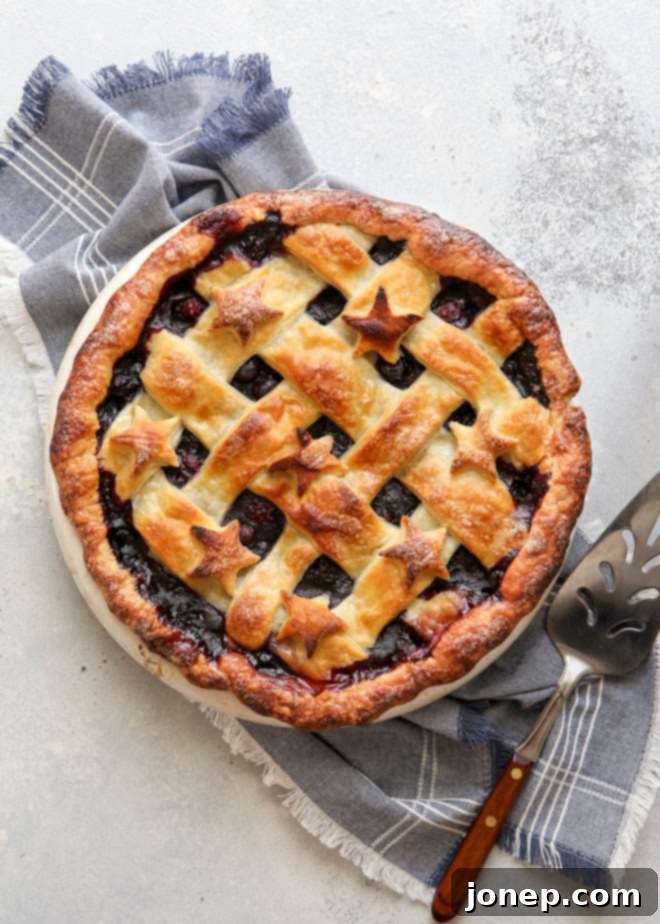 Blackberry and blueberry pie is perfect for summer!
