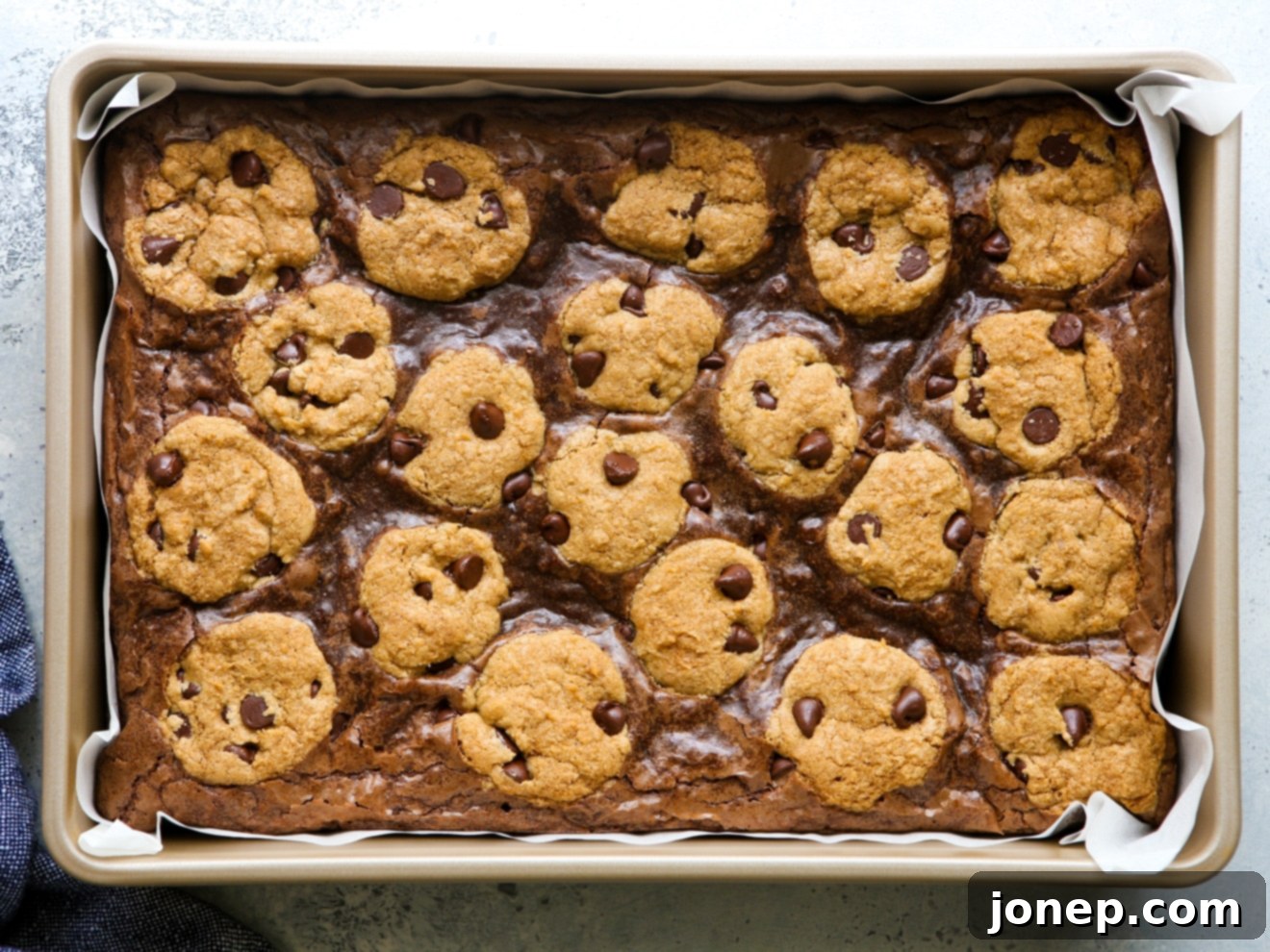baked chocolate chip cookie brownies in pan