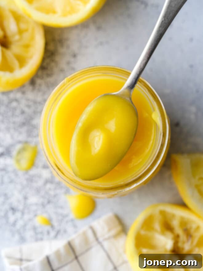 Delicious Homemade Lemon Curd 2 spoonful of lemon curd